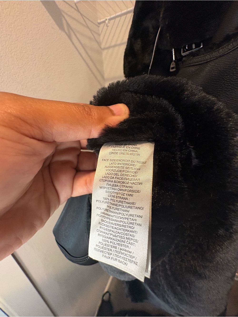 Ralph Lauren Black Faux-Shearling Leather Vest with Zip Pockets size small - Picture 11 of 16